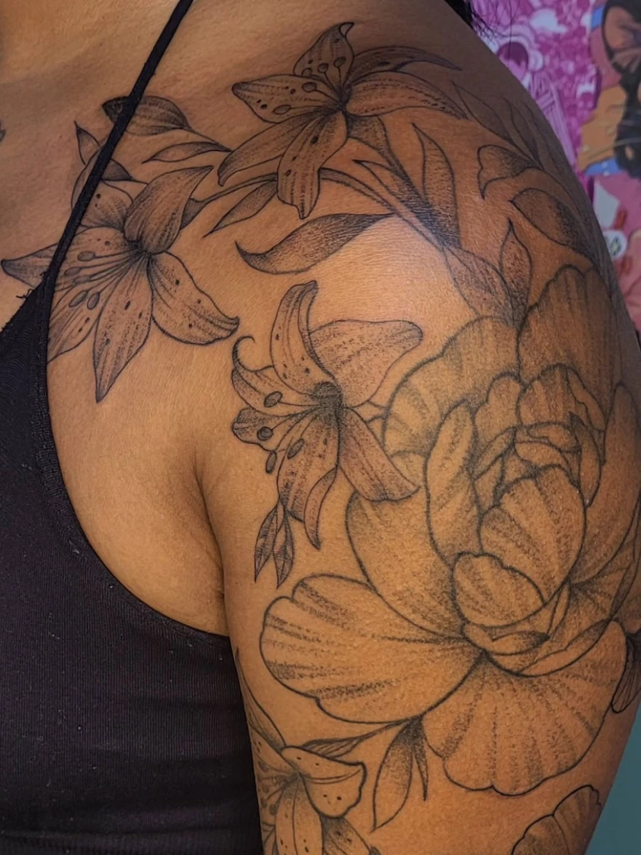 Foto 12:  — Tati Laukaz Especialista em Tatuagens Femininas desde 2009